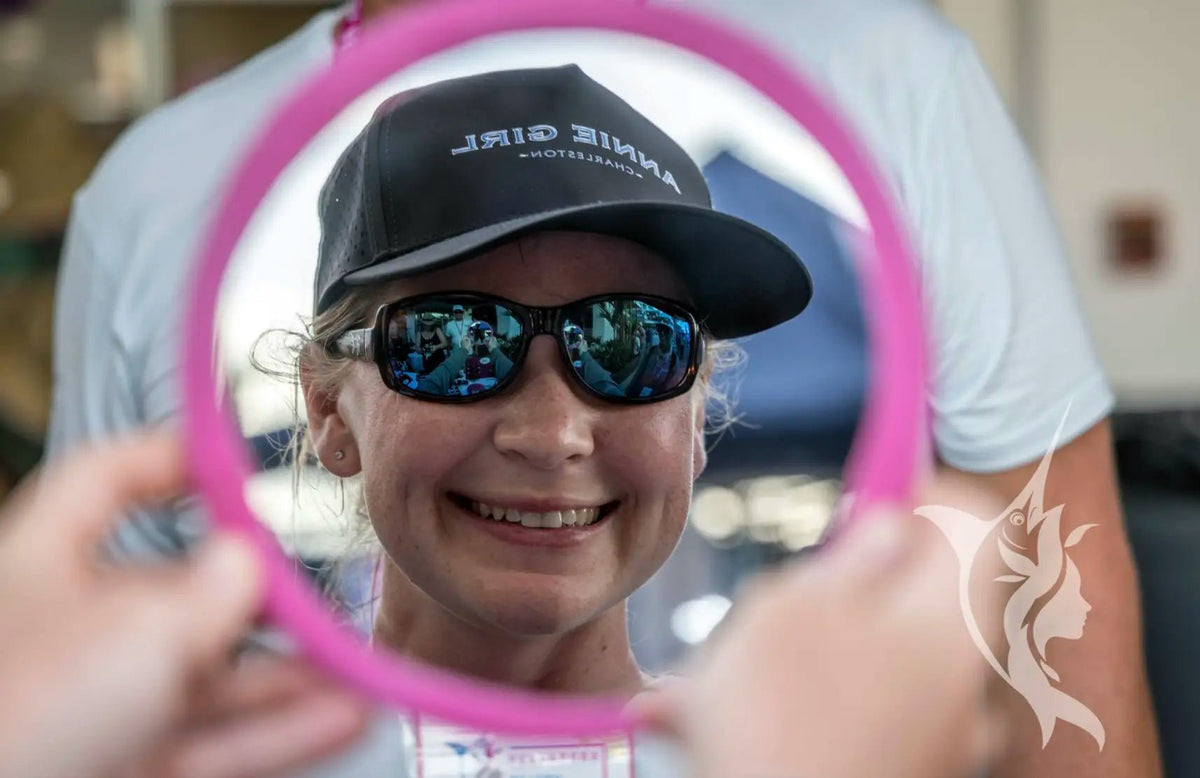 The Season of Champions - Hook sunglasses